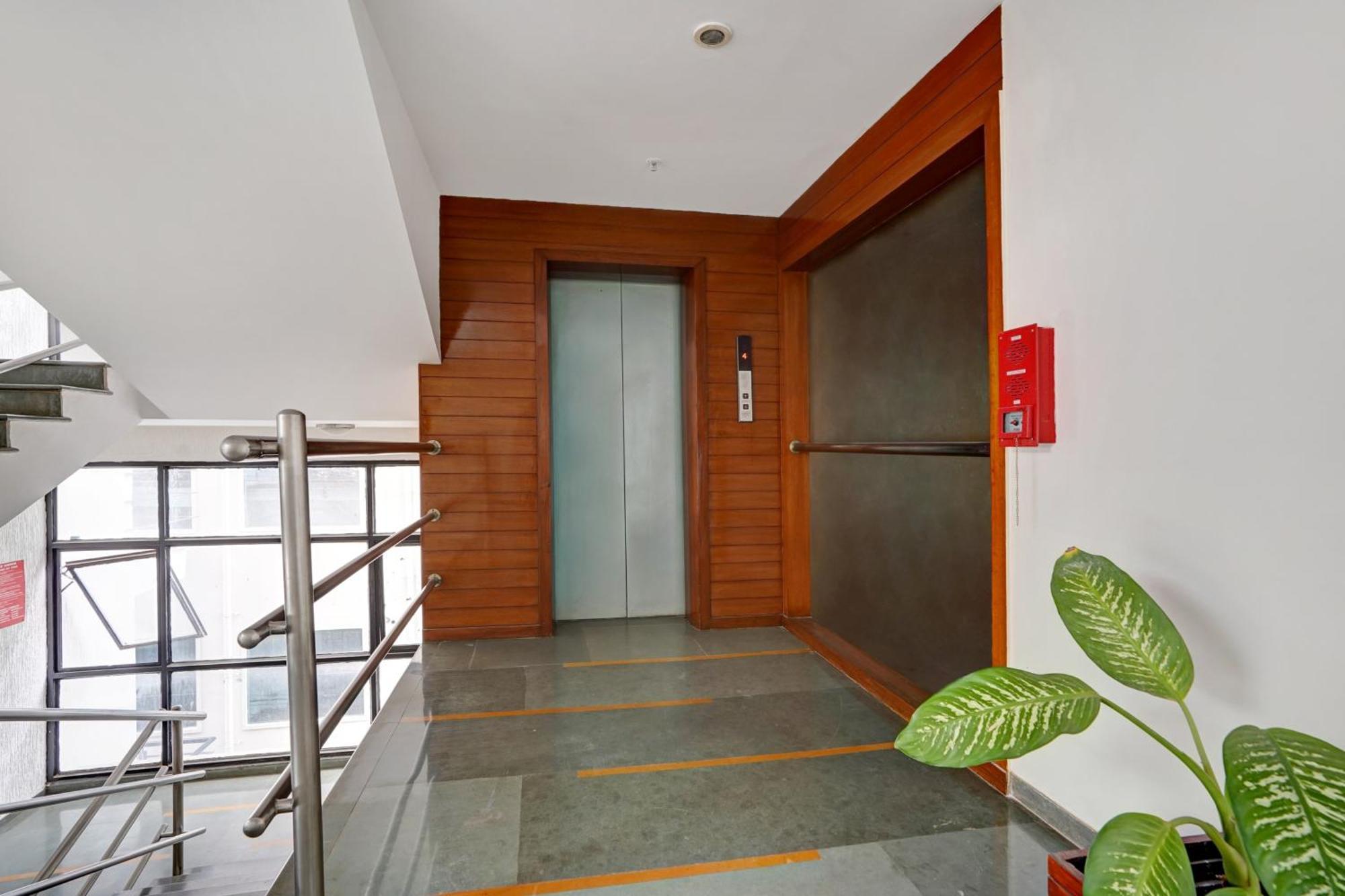 Astra Hotels & Suites - Marathalli Bangalore Eksteriør billede