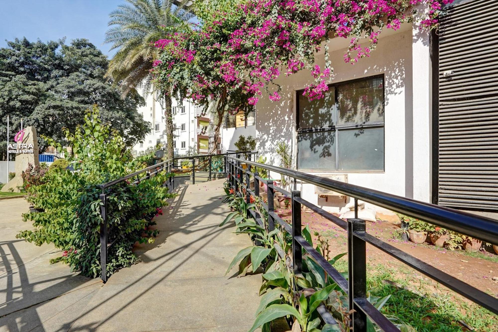 Astra Hotels & Suites - Marathalli Bangalore Eksteriør billede